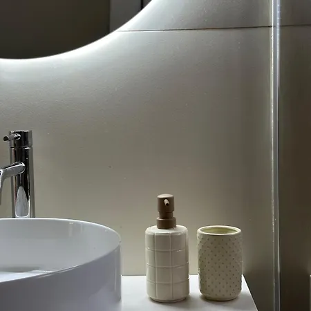 Zen شقة تيرانا